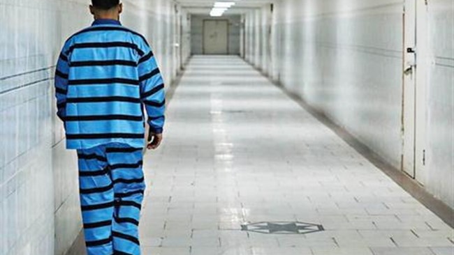 رئیس پلیس فتا اصفهان از شناسایی و انهدام باندی خبر داد که با فریب تلفنی شهروندان، مبالغ کلانی از حساب آنان برداشت می‌کردند؛ در حالی که سرکرده اصلی این باند هم‌اکنون در زندان است.