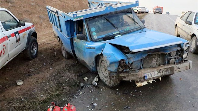 سخنگوی سازمان آتش‌نشانی و خدمات ایمنی تهران از وقوع سانحه شدید رانندگی در اتوبان کرج ـ آزادگان خبر داد و گفت: در این حادثه که بامداد امروز رخ داد، سه نفر جان خود را از دست دادند و ۱۱ نفر دیگر مصدوم شدند.