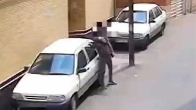 باند سارقان و مالخران قطعات و محتویات خودرو با تلاش های پلیس دستگیر شدند.
فرمانده انتظامی قم از دستگیری اعضای باند سارقان و مالخران قطعات و محتویات خودرو و کشف ۳۷ فقره سرقت در این رابطه خبر داد.