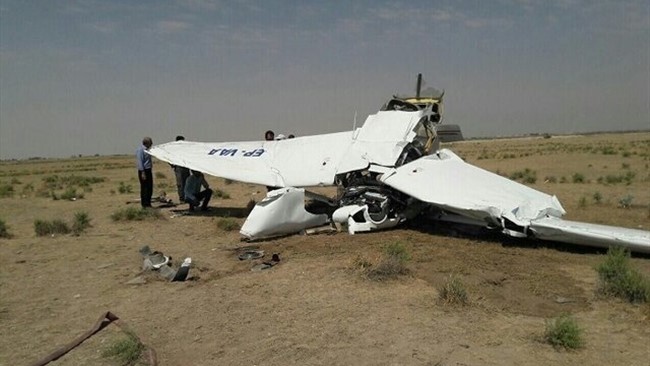 مدیرکل مدیریت بحران استانداری مازندران گفت: یک فروند هواپیمای فوق سبک دو نفره در حین نشست و برخاست از باند فرودگاه نوشهر دچار حادثه شد.