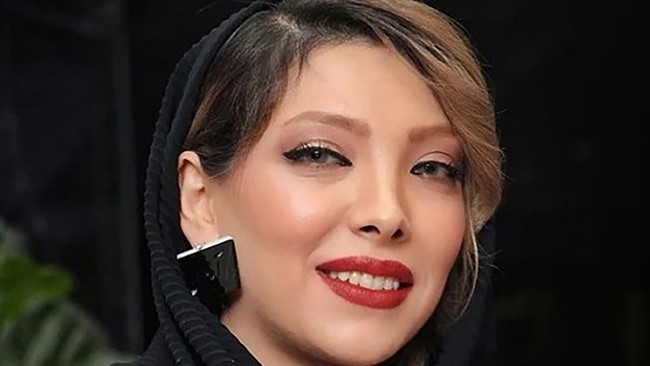 استایل شیک و مجلسی صدف اسپهبدی در اختتامیه جشنوراه فیلم شهر مورد توجه قرار گرفت.