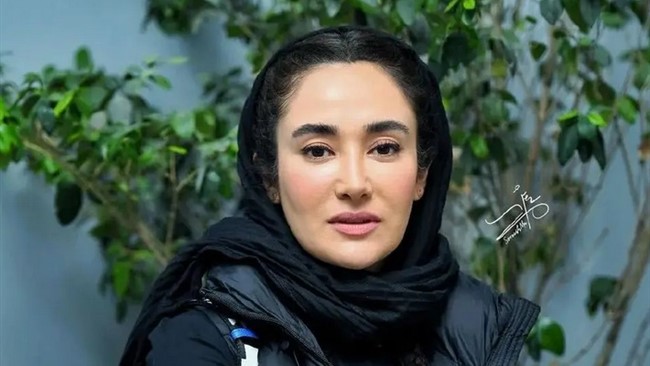 بهاره افشاری، بازیگر مطرح سینما و شبکه نمایش خانگی، با انتشار تصویری جدید، استایلی گرم و پرانرژی را به نمایش گذاشت.