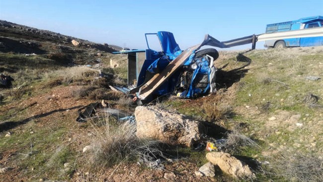 رئیس پلیس راهنمایی و رانندگی استان گیلان از وقوع حادثه خروج از جاده و سقوط یک دستگاه خودروی سواری پژو ۴۰۵ در دریاچه طبیعی عینک رشت خبر داد که منجر به فوت راننده ۲۵ ساله و دو سرنشین ۲۷ ساله شد.