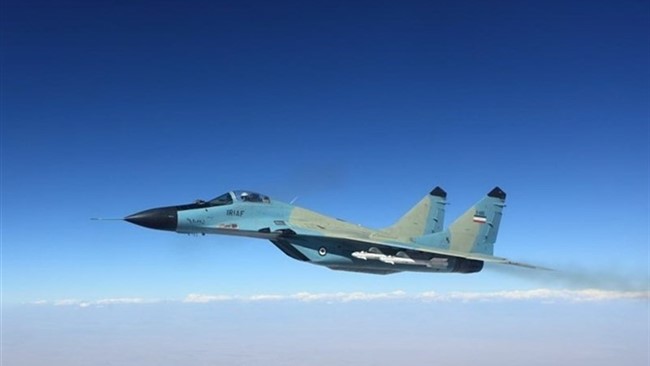 یک منبع آگاه در ارتش گفت پرواز جنگنده‌‌ ارتش بر فراز تهران جزو ماموریت‌های ذاتی و مراقبتی نهاجا است.