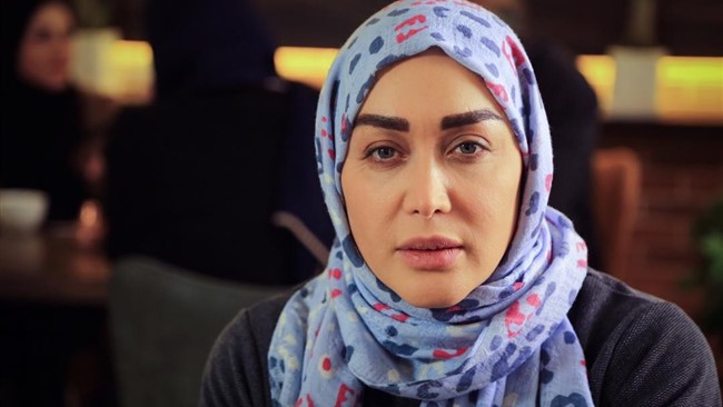 سارا منجزی‌پور، بازیگر سینما و تلویزیون همسر محمد علیزاده خواننده در صفحه شخصی اینستاگرام خود عکسی از خودش و مادرش منتشر کرد.