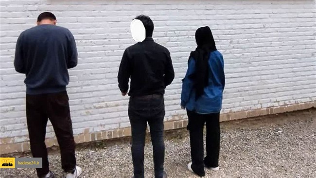 یک شرط عجیب در بازی مافیا 4دختر و پسر نوجوان را به خیابان‌های شمال تهران کشاند تا 10سرقت را در 24ساعت ثبت کنند، اما در نخستین سرقت با ماجرایی عجیب روبه‌رو شدند.