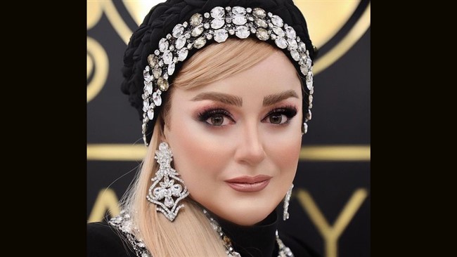 نعیمه نظام دوست، بازیگر مطرح سینما و تلویزیون، در کنسرت اخیر «معین زندی» با ظاهری آراسته و رسمی حضور پیدا کرد.