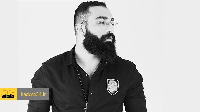 حمید صفت، رپر و ترانه‌نویس مطرح ایرانی که با آهنگ‌های پراحساس و داستان‌گوی خود در دهه ۱۳۹۰ به شهرت رسید، با انتشار عکسی جدید از ظاهر متفاوتش، بار دیگر توجه کاربران فضای مجازی را به خود جلب کرد. در این تصویر، تغییر مدل ریش به سبیل ضخیم و پرپشت همراه با اکسسوری‌های خاص، استایلی کاملاً کلاسیک و نوستالژیک از این هنرمند ۳۳ ساله ارائه داده که با تصویر همیشگی او به عنوان رپر زیرزمینی تفاوت چشمگیری دارد.