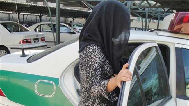 سارق سابقه‌دار که از مغازه‌های خیابان صابونیان در بازار شوش تهران سرقت می‌کرد، توسط پلیس دستگیر شد.‌