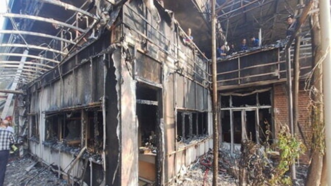 معاون عملیات و امور ایستگاه‌های سازمان آتش نشانی و خدمات ایمنی شهرداری کرج گفت: حریق یک کارخانه یونولیت‌سازی در گلدشت با حضور به‌موقع آتش‌نشانان مهار شد.