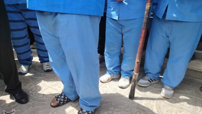 حادثه 24 -رئیس پلیس آگاهی تهران بزرگ از شناسایی و دستگیری باندی از سارقان سابقه‌دار خبر داد و گفت: متهمان به ارتکاب بیش از ۷۰ فقره سرقت اعتراف کرده‌اند .