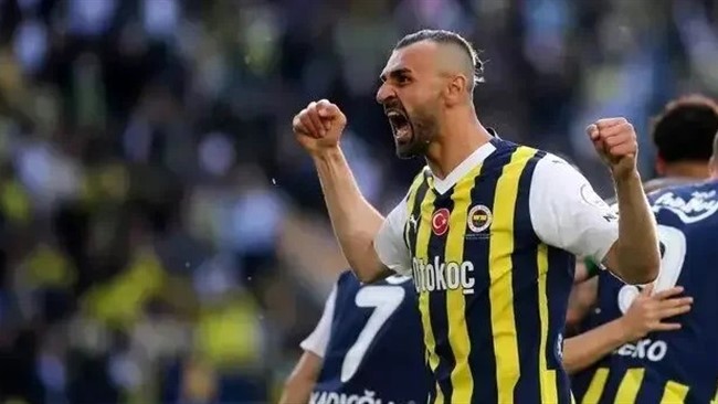 خرید جدید پرسپولیس در نقل و انتقالات زمستانی به جمع سرخ پوشان ملحق شد.