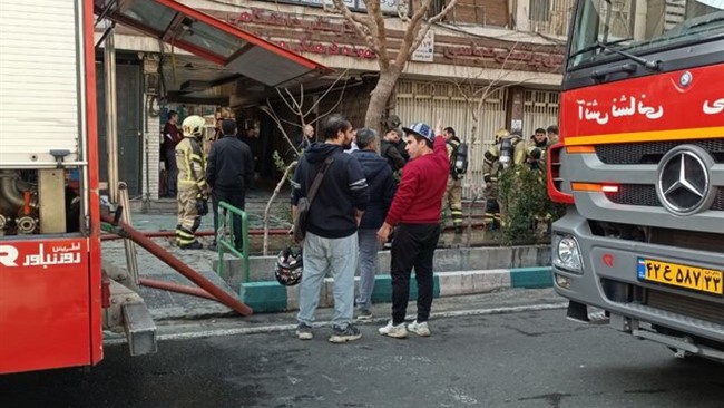 سخنگوی سازمان آتش‌نشانی و خدمات ایمنی شهر تهران جزئیات حادثه آتش‌سوزی خیابان انقلاب را تشریح کرد.