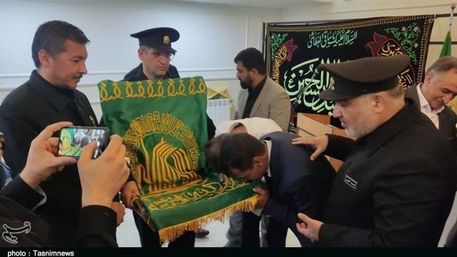 مسئول کانون خادمیاران دفتر آستان قدس رضوی در شهرستان دزفول از رهایی یک محکوم به اعدام از طناب‌دار در دزفول با وساطت خدام امام رضا(ع) خبر داد.