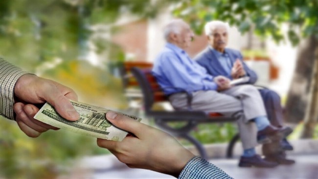 جلسه هم‌اندیشی اعضای هیئت مدیره و بازرسین کانون عالی بازنشستگان تامین اجتماعی کشور با وزیر تعاون، کار و رفاه اجتماعی برگزار شد.