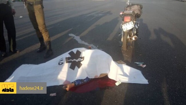 رئیس اداره تصادفات پلیس راهور تهران بزرگ از مرگ موتورسوار در برخورد با کامیون در بزرگراه امام علی (ع) خبر داد.