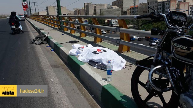 رئیس پلیس راهنمایی و رانندگی گیلان از وقوع یک فقره تصادف منجر به فوت یک دستگاه موتورسیکلت و یک عابر پیاده در شهر آستارا خبر داد.