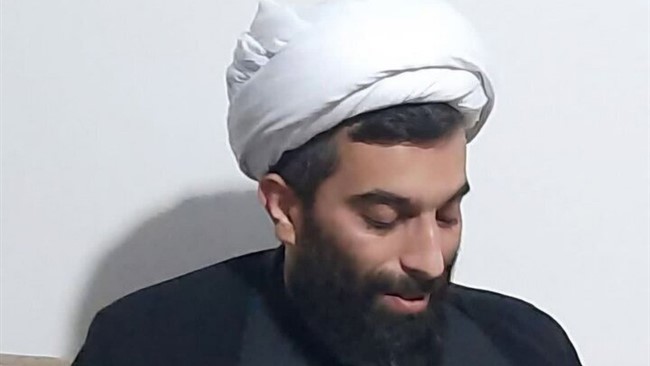 حجت الاسلام ابوالفضل نیازمند امام جماعت مسجد موسی کاظم (ع) شهرک شهید چمران در پی حملات تروریستی رژیم صهیونیستی به فیض شهادت نائل آمد.