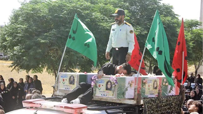 3روز پس از حادثه هولناک تیراندازی مرگبار در خمین که موجب جان‌باختن 4نفر شد، پدر 3نفر از قربانیان می‌گوید همسر و فرزندانش را در راه خدا و ملت تقدیم کرده است.