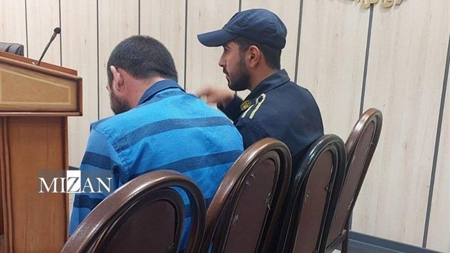 دادگاه رسیدگی به پرونده قتل الهه حسین‌نژاد به ریاست قاضی غلامرضا جواهری و با حضور مستشاران دادگاه، نماینده دادستان، متهم، اولیای دم و وکلای دو طرف در حال برگزاری است.