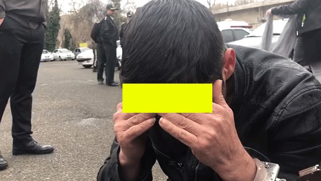 پسر افغانستانی که متهم است هم‌ولایتی‌اش را به قتل رسانده، برای دومین بار در دادگاه محاکمه اما مدعی شد به خاطر جراحت‌های شدید بیهوش بوده و دخالتی در قتل نداشته است.