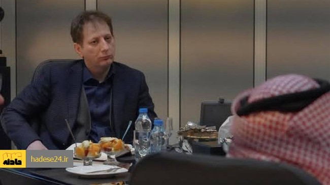 در شرایطی که باشگاه پرسپولیس روز‌های پرالتهابی را در سطح مدیریتی پشت سر می‌گذارد، شنیده‌ها از اعلام آمادگی بابک زنجانی برای خرید این باشگاه حکایت دارند .