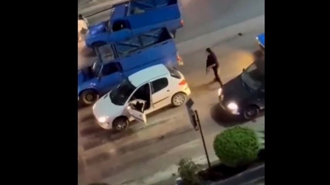 فرمانده انتظامی شهرستان چالوس با اشاره به انتشار فیلم کوتاه از نزاع و درگیری در یکی از خیابان‌های شهرستان گفت: موضوع در دستور کار پلیس قرار دارد و ‌با تشکیل پرونده به سرنخ‌هایی خوبی دست یافتیم.