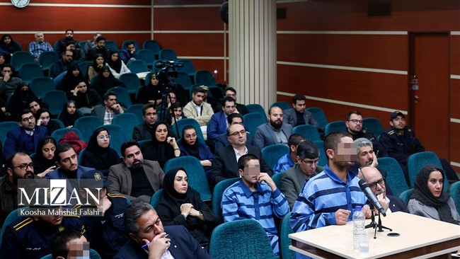 رئیس کل دادگستری استان البرز با اعلام گذشت اولیای دم مرحوم داریوش مهرجویی و رقیه محمدی‌فر در خصوص حکم قصاص متهم ردیف اول پرونده گفت: وکلای اولیای دم درخواست دیه و تعیین مجازات برای جنبه عمومی جرم قتل عمد را ارائه کرده‌اند.