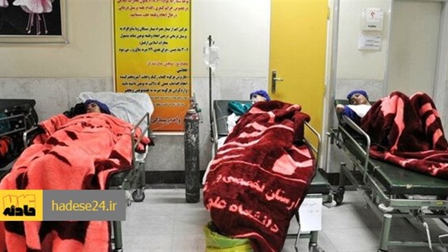 سازمان امداد و نجات هلال احمر اعلام کرد: تصادف ون با جرثقیل بالابر اداره برق ساعت ۲۳:۴۷ شب گذشته در طریق الحسین عمود ٤٨٨ سبب بروز حادثه شد.
