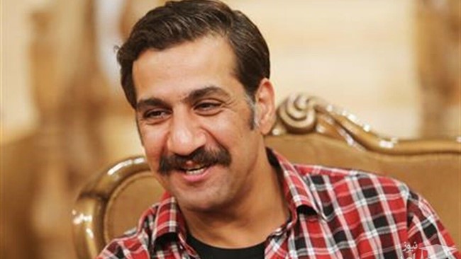 تصویری از محمد نادری و مهلقا باقری در بک استیج کنسرت سعید ترابی منتشر شده است.