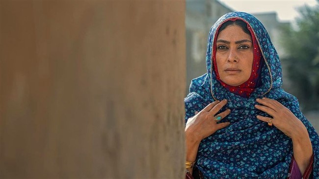 سودابه بیضایی، با انتشار عکسی سلفی از خود در حین طبیعت گردی، توجه طرفدارانش را جلب کرد.

این عکس که در یکی از مناطق بکر و زیبا گرفته شده، نشان‌دهنده‌ی عشق او به طبیعت و آرامش آن است.