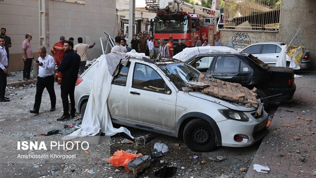 بر اساس آخرین گزارش‌ها از حادثه انفجار در بندر عباس، ۸ نفر مصدوم شده‌اند و احتمال وجود جانباخته در حال بررسی است. مقامات محلی اعلام کرده‌اند عملیات جست‌وجو و امداد با حضور تیم‌های تخصصی در جریان است.