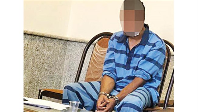 فرمانده انتظامی شهرستان نور از دستگیری مردی خبر داد که در پی درگیری با باجناق خود در یک تالار عروسی، او را با ضربات چاقو به قتل رسانده بود. متهم پس از فرار از محل حادثه، با اقدامات پلیسی در کمتر از دو ساعت شناسایی و دستگیر شد.