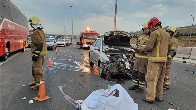 بر اثر تصادف در شهرستان لالی، دو نفر جان باختند.