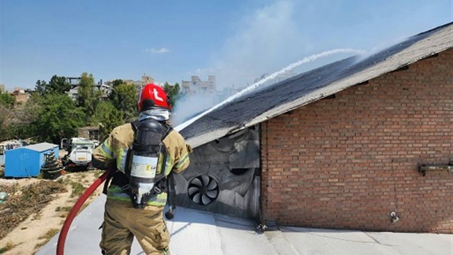 رئیس سازمان آتش‌نشانی و خدمات ایمنی میانه از وقوع آتش‌سوزی در طبقه پنجم ساختمان مسکونی هشت طبقه سازه‌ای واقع در خیابان خیام شمالی این شهر خبر داد.