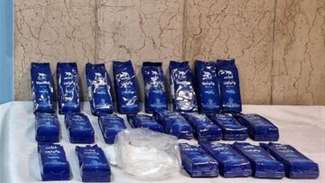 فرمانده یگان‌های انتظامی و حفاظتی فراجا از کشف ۱۲ کیلوگرم پودر وانیل آغشته به ماده مخدر روان‌گردان در فرودگاه امام خمینی (ره) خبر داد.