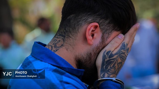 جانشین فرمانده انتظامی استان قزوین از قتل یک جوان ۲۰ساله در پی درگیری لفظی ناشی از اختلافات قبلی در منطقه خرمدشت تاکستان خبر داد.