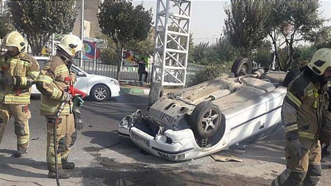 واژگونی سمند در محور داران–تیران دو فوتی برجای گذاشت.