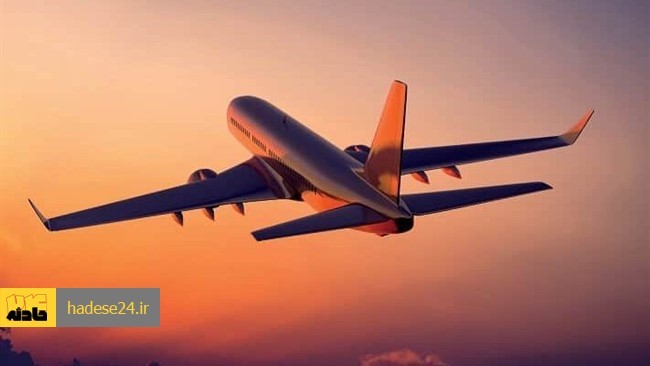 هواپیمای پرواز صبح امروز شیراز-تهران هواپیمایی مهر در زمان فرود از باند فرودگاه مهرآباد خارج شد.