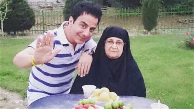 «داریوش فرضیایی» مجری و برنامه‌ساز شناخته‌شده تلویزیون که سال‌ها با نام «عمو پورنگ» در میان مخاطبان شناخته می‌شود، در غم از دست دادن مادر خود عزادار شد.