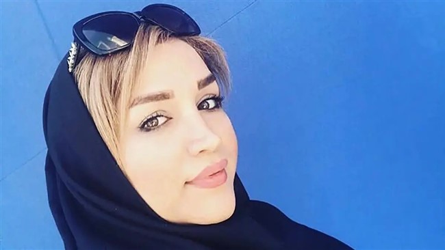 خواهر پژمان جمشیدی با انتشار چند استوری در صفحه شخصی خود به این موضوع واکنش نشان داد.
پس از انتشار مصاحبه جدید ملیکا پارسادوست، شاکی پرونده پژمان جمشیدی، و مطرح شدن نام ترانه علیدوستی و نقش او در این گفت‌وگو، خواهر پژمان جمشیدی با انتشار چند استوری در صفحه شخصی خود به این موضوع واکنش نشان داد.