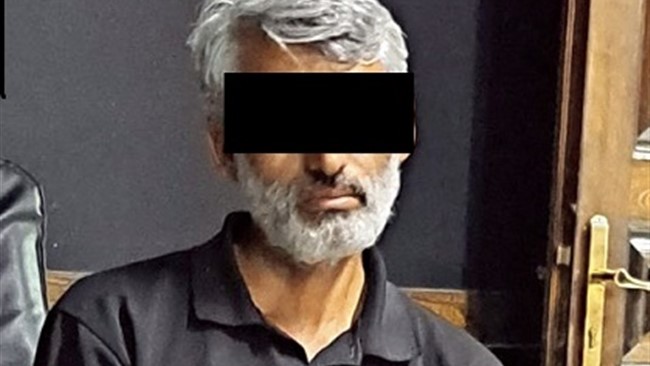 مرد۴۹ساله افغانستانی که یکی ازبستگانش را در مشهد به طرزفجیعی با ضربات تبربه قتل رساند.
