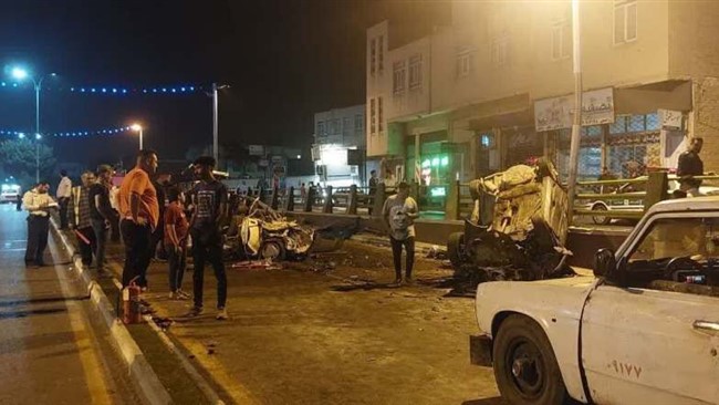 رئیس پلیس راه استان قزوین از وقوع حادثه‌ در آزادراه «قزوین_زنجان» و جان‌ باختن دو نفر بر اثر واژگونی یک دستگاه کامیون کمپرسی بر روی خودروی سواری خبر داد.
