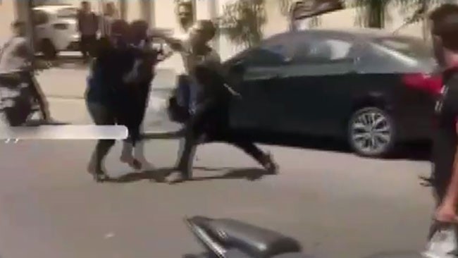 در پی وقوع یک نزاع دسته‌جمعی در محله سعادت‌آباد تهران در مردادماه، مأموران کلانتری 134 شهرک قدس رسیدگی به این پرونده را در دستور کار قرار دادند.